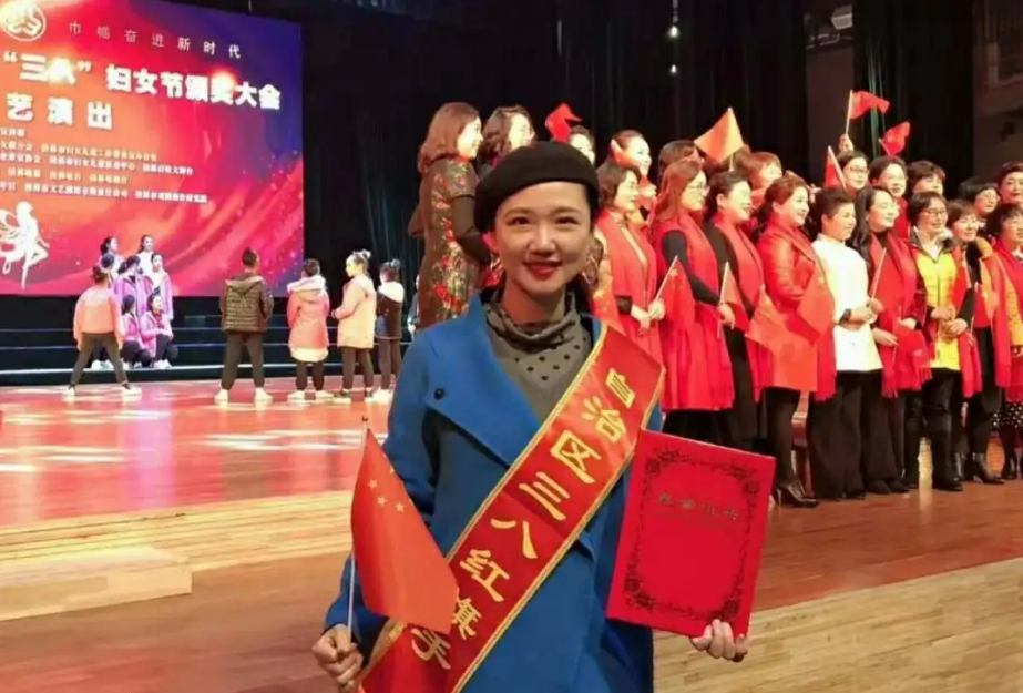 1715503113365888.png 1.png